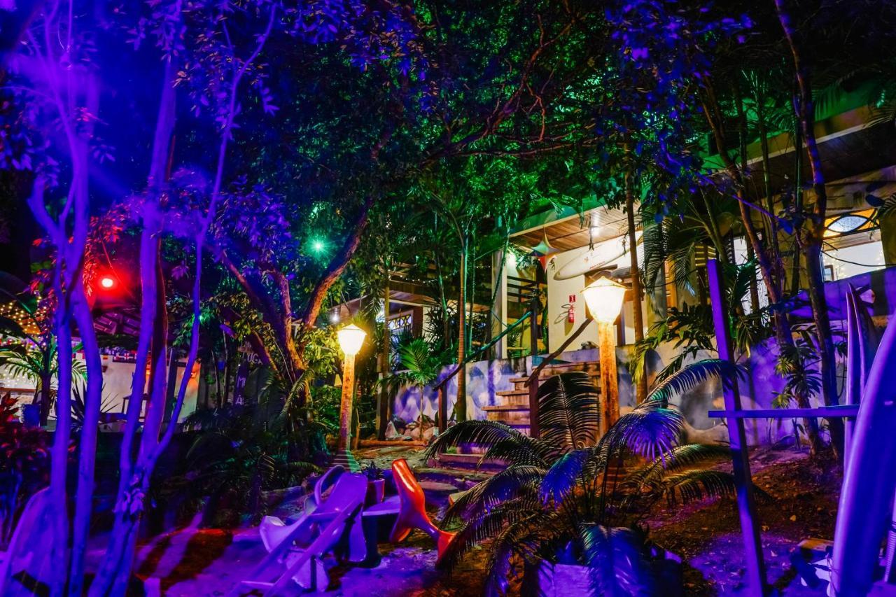 Praia de Pipa Macaco Surf Hostel מראה חיצוני תמונה